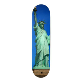Skateboard New York, statue de la liberté