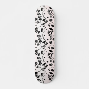 Skateboard Noir sur les oiseaux Motifs roses et fleurs de cer