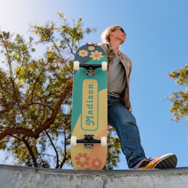 Skateboard Nom rétro funky (Extérieur 1)