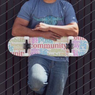 Skateboard Nuage de mots de la communauté arc-en-ciel LGBTQ+