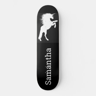 Skateboard Patinage noir blanc licorne