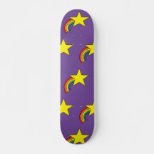 Patinage violet avec arcs-en-ciel et étoiles jaune