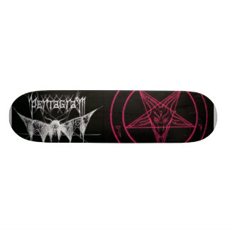 Skateboard pentagone étoilé, satanisme, attaque éclaire