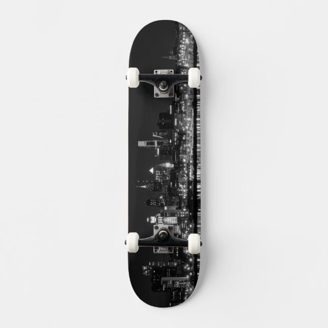 Skateboard Philly night b/w (Recto)