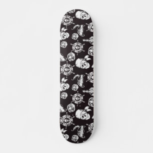 Skateboard Pirate crâne noir blanc motif