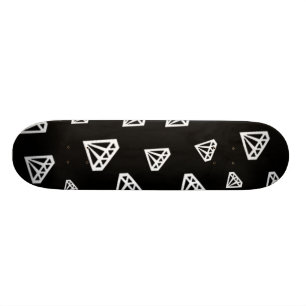 Skateboard planche à roulettes de blanc de diamants