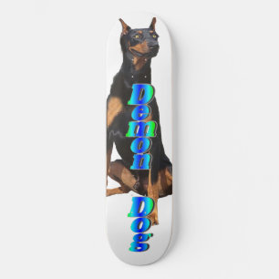 Skateboard Planche à roulettes de chien de démon