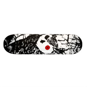Skateboard Planche à roulettes de hibou observée par rouge