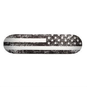 Skateboard Planche à roulettes noire et blanche de drapeau