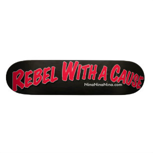 Skateboard planche à roulettes rebelle