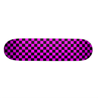 Skateboard Planche à roulettes rose et noire de damier