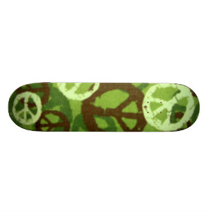 Skateboard Planche à roulettes verte de signes de Camo/paix