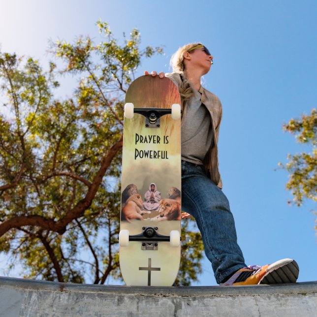Skateboard Prayer is Powerful (Extérieur 1)