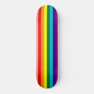 Skateboard Premier drapeau de la Rainbow Pride