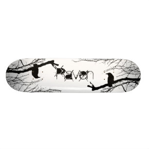 Skateboard Raven