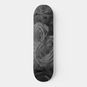 Skateboard Roses gris, photo florale grise