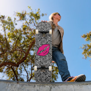 Skateboard Simple Zèbre avec lèvres roses Personnalisé