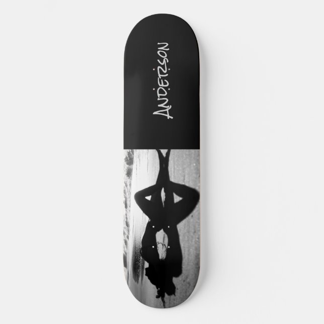 Skateboard Skate noir blanc dame de plage (Recto)