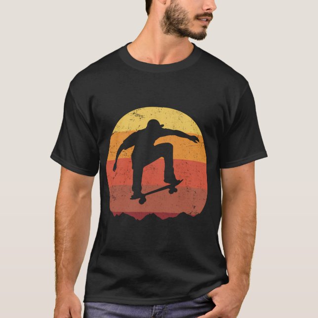 Skateboard Skateboarding Gift For Skateboarders T-Shirt (Front)