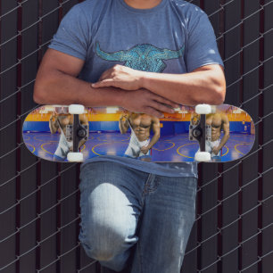 Skateboard SlipperyJoe's homme musclé bosse abdos salle de sp