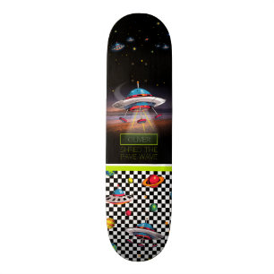 Skateboard Soucoupe volante en amusement avec des planètes