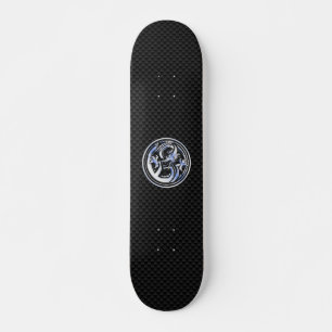 Skateboard Style Chrome badge Dragon sur Carbon Fibre Print