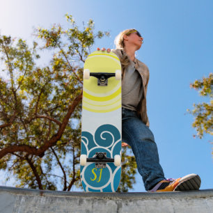 Skateboard Sunshine monogramme cool avec planche à roulettes