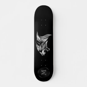 Skateboard Tête De Tigre Stylisée En Argent Sur Monogramme 