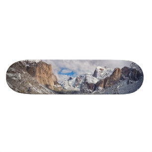 Skateboard Vallée de Yosemite dans la neige
