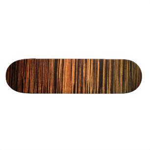 Skateboard Vénèbre en bois foncé
