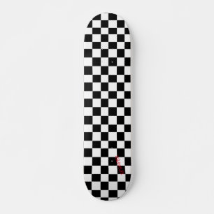 Skateboard Vérificateurs blancs et noirs et nom ou texte