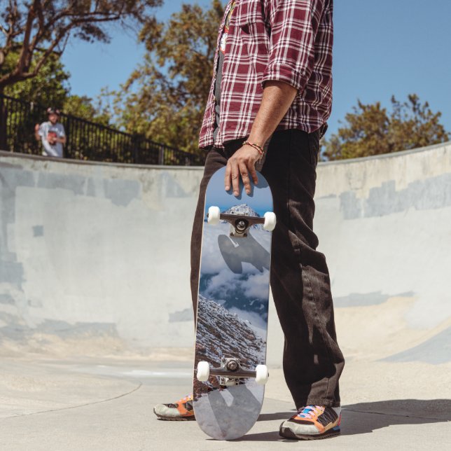 Skateboard volcan montagne neige (Extérieur 2)