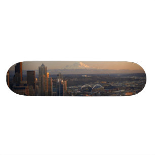 Skateboard Vue aérienne de l'horizon 2 de ville de Seattle