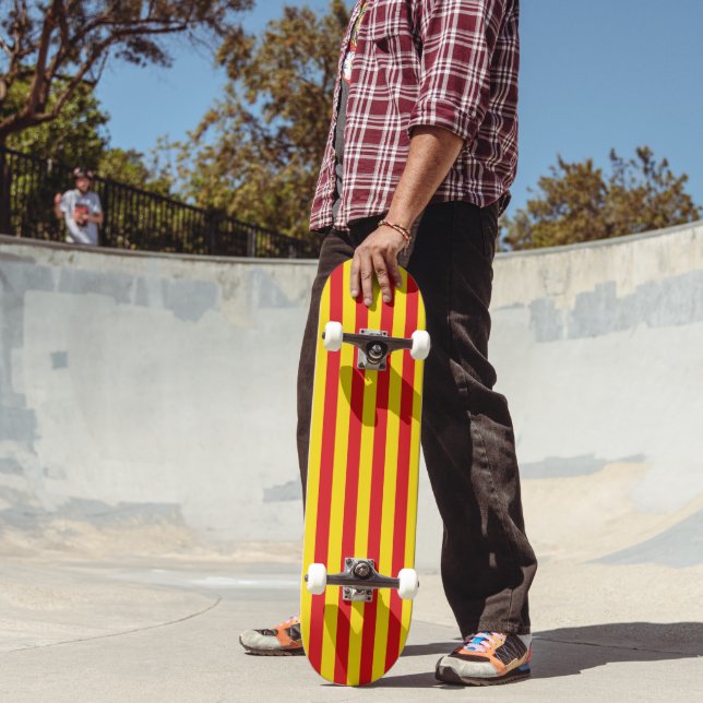 Skateboard with flag of Catalonia (Outdoor 2)