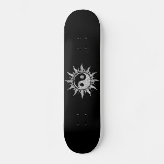 Skateboard Yin-yang - Soleil Mystique - Les dualités de Manda
