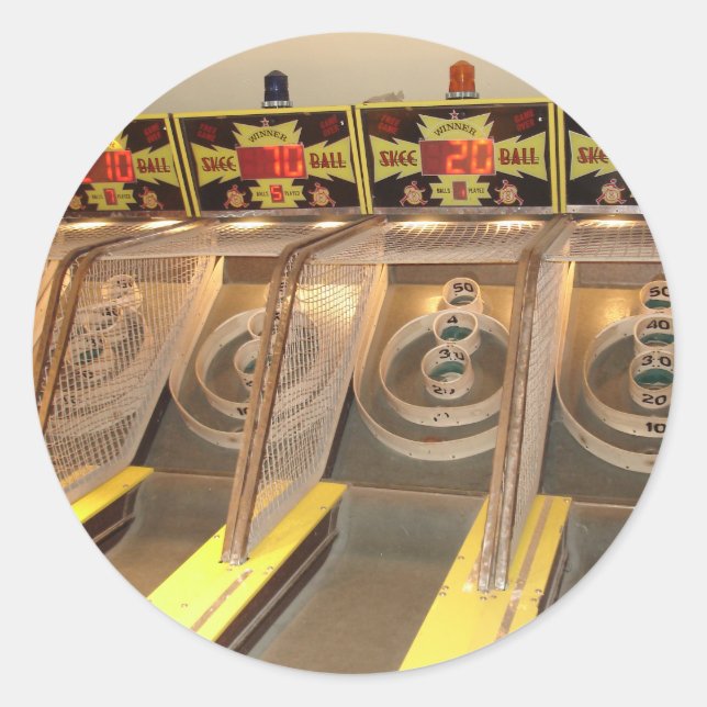 SKEE BALL! CLASSIC ROUND STICKER (Front)