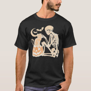 Skeleton Cat Skull kitty Cute Halloween Design Cla T-Shirt