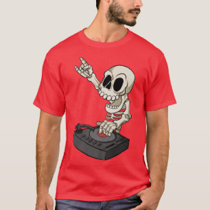 Skeleton DJ Miing Desk Synthesizer Techno Raver Fe T-Shirt