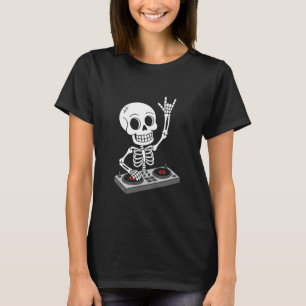 Skeleton DJ on Turntables EDM Synthesizer Rave Mus T-Shirt