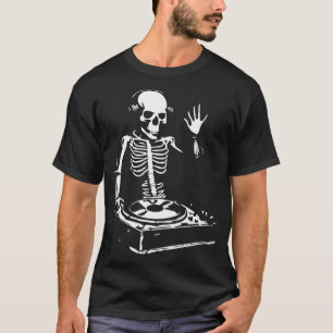 skeleton dj playing the music T-Shirt