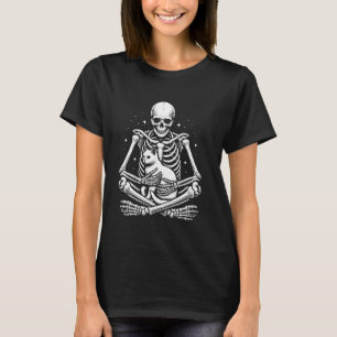 Skeleton Holding A Cat Lazy Halloween Costume Cat T-Shirt