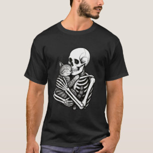 Skeleton Hugging Cat Halloween Cat Mom Cat Dad Cat T-Shirt