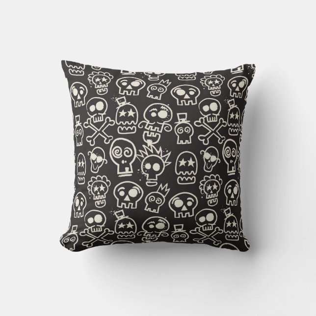 Sketchy Black Skull Seamless Wallpaper Throw Pillow (Front)