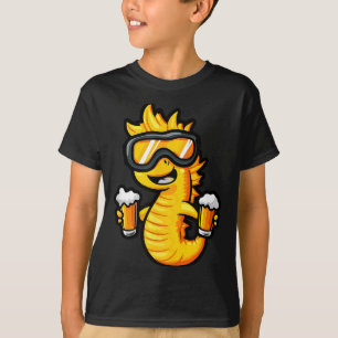 Ski seahorse with beer _ apres ski comic T-Shirt