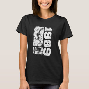 Skiers Skier Vintage born 1989 Birthday Skiing Ski T-Shirt