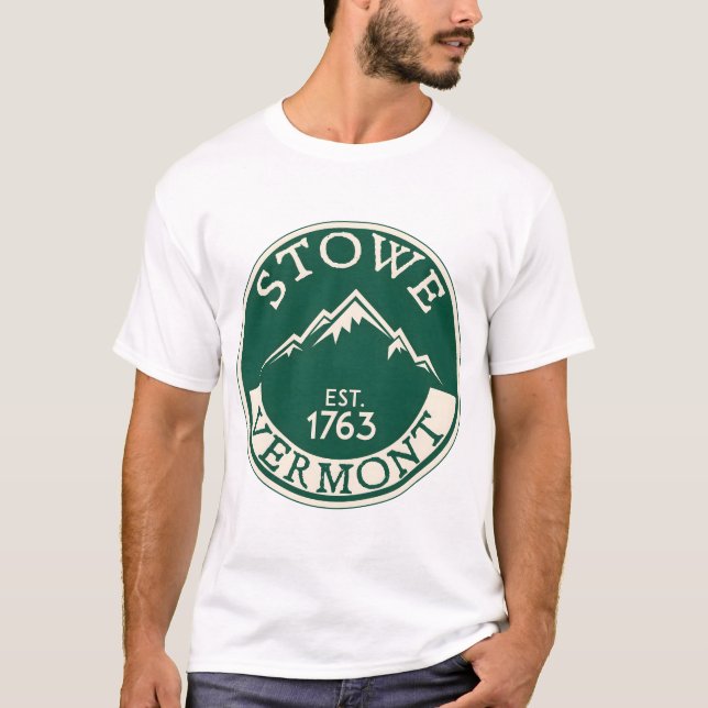 SKIING STOWE VERMONT SKI MOUNTAINS SNOWBOARD � Spi T-Shirt (Front)