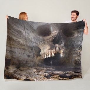 SKULL CAVE FLEECE BLANKET