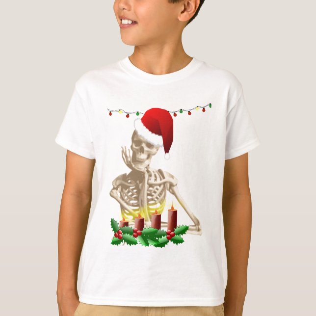 skull christmas T-Shirt (Front)