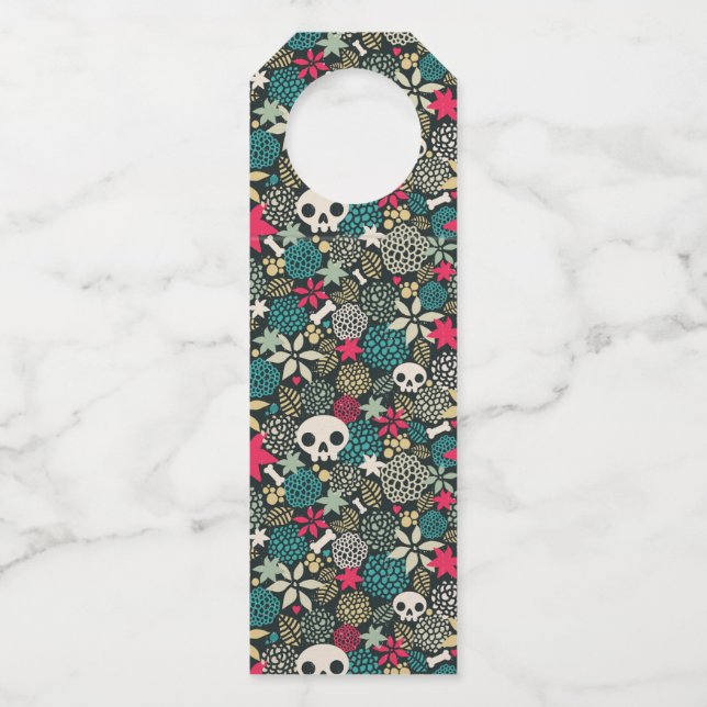 Skull in flowers bottle tag (Front)