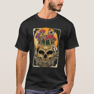 Skull Morel Mushrooms Mycologist Goth Mushroom Art T-Shirt